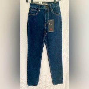✨LEVIS✨ LEVI’S Vintage 70s High Slim Straight Premium Leg Jeans 23x31